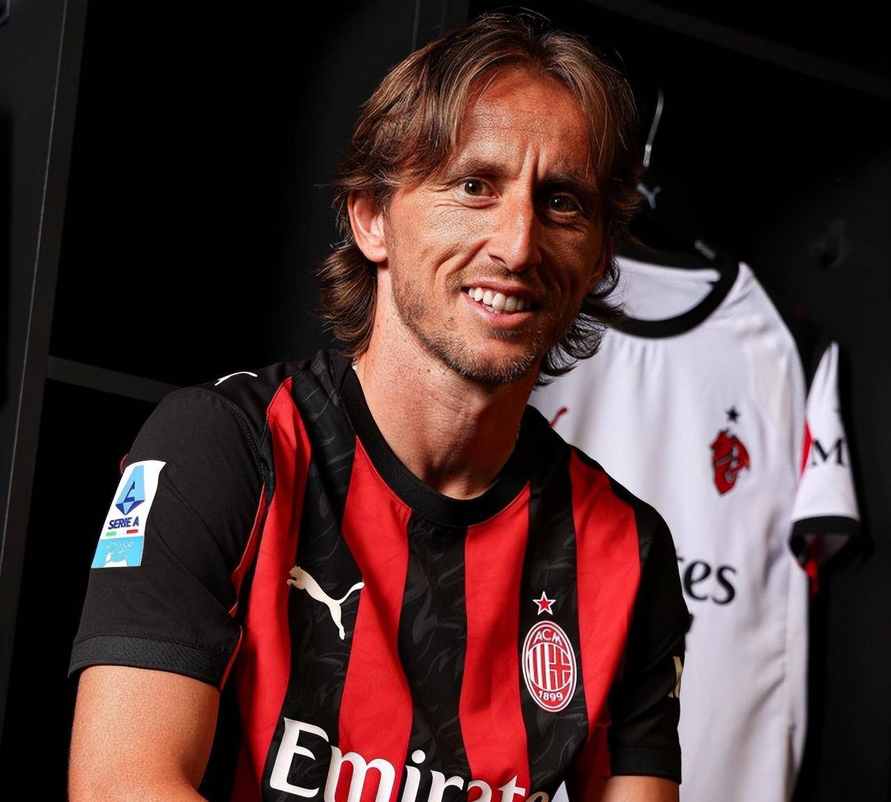 狄龙联手詹姆斯！湖人太阳3换1交易曝光，网友：血赚