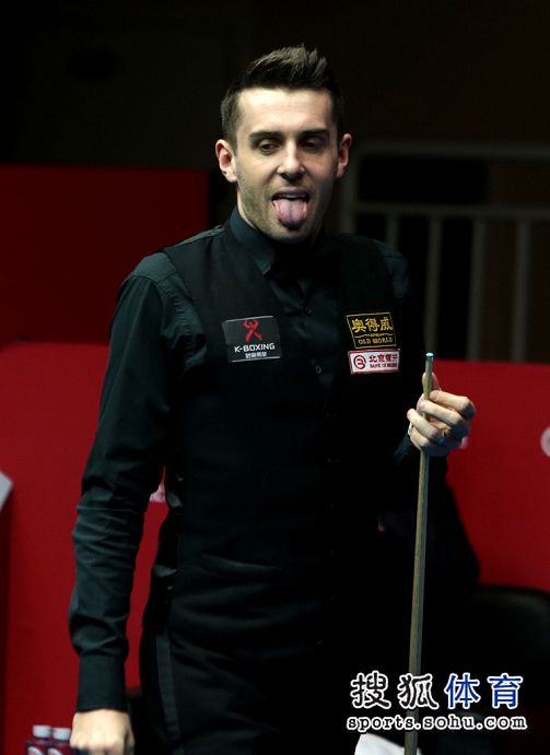 但他的背后 但他的背后