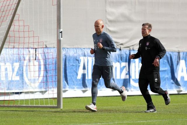 场内外推动 场内外推动