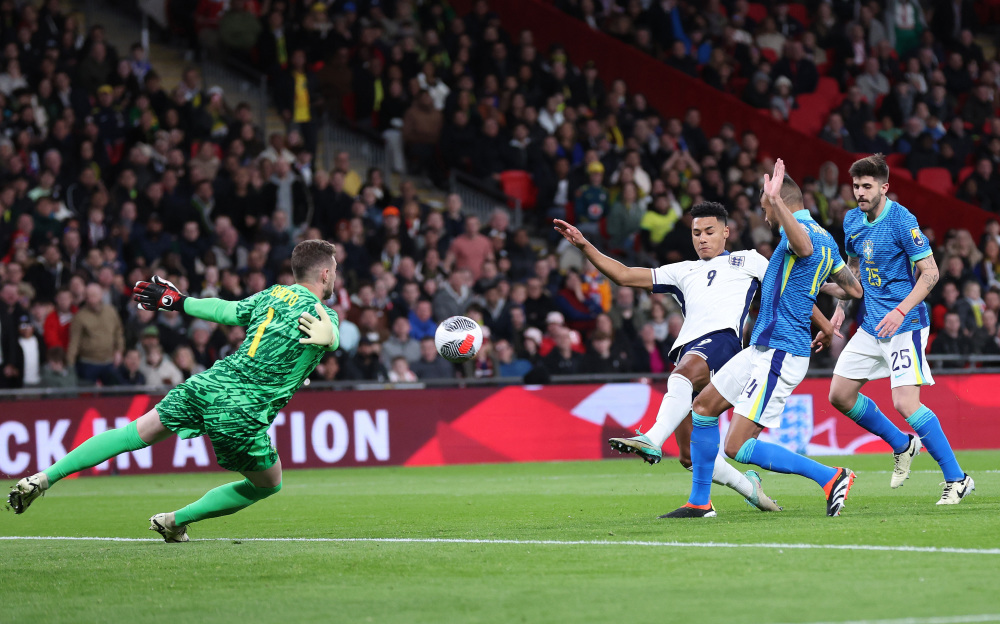 转会市场上 转会市场上