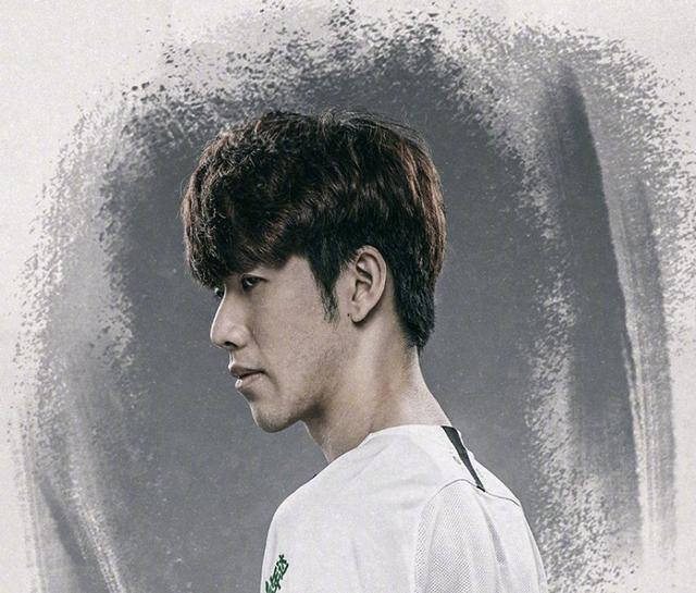 小球战术成 小球战术成